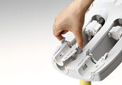 Easy attachment and removal of syringe adapters